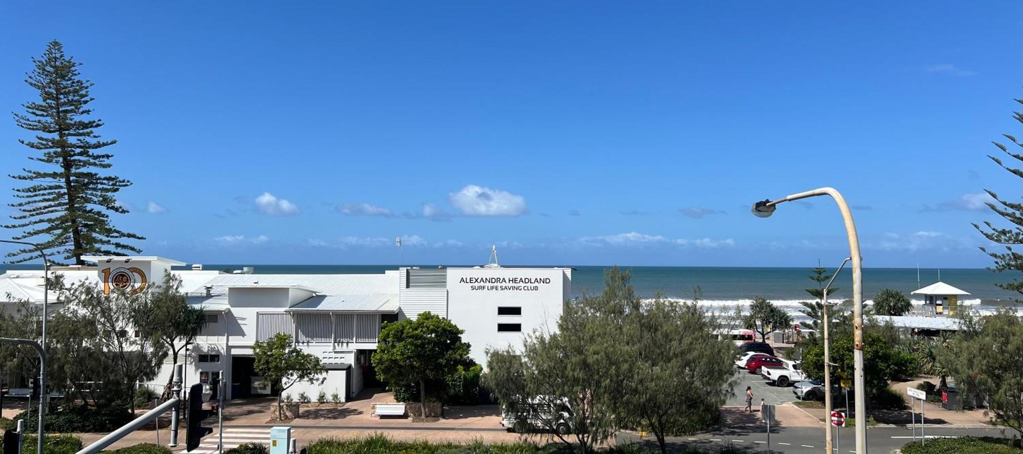 Ocean View - Alexandra Headlands Beachfront Unit Eksteriør billede